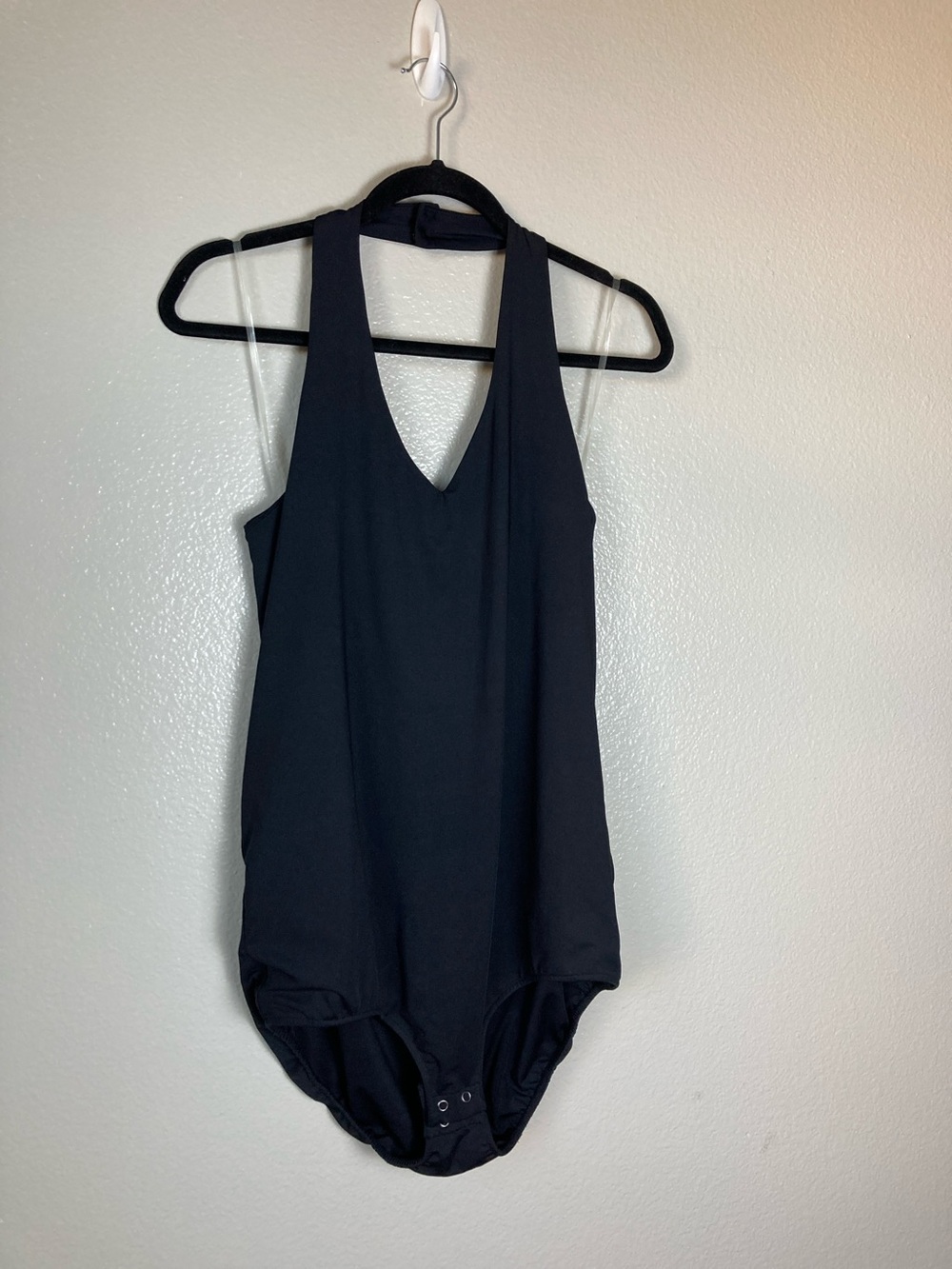 NWT Lane Bryant Halter sleeveless V Neck stretch bodysuit minimalist sz 14/16